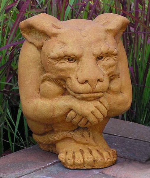 Cement Igor Gargoyle statue for the garden